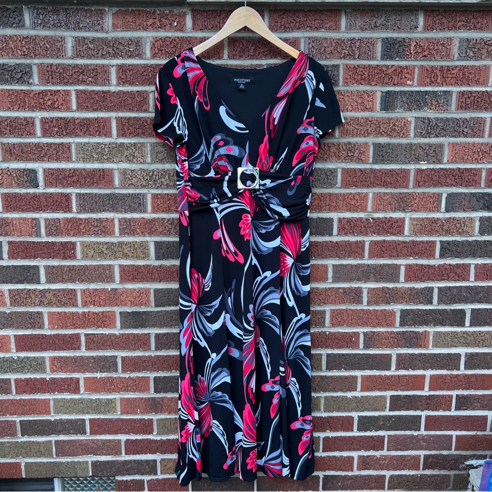 Perceptions New York Black and White Abstract Patterned V Neck Maxi Dress